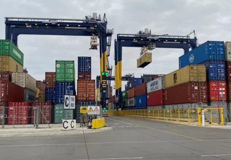 Port of Felixstowe selected for UK government 5G trial