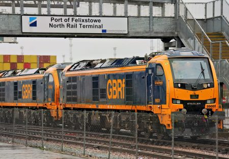 Port of Felixstowe- First UK Port to Welcome a New Class 99 Hybrid Locomotive